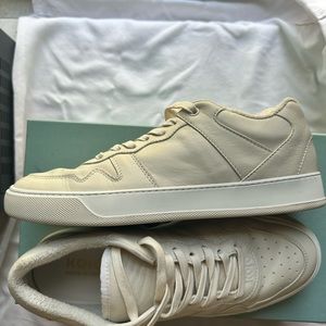 Koio Metro in Antique White